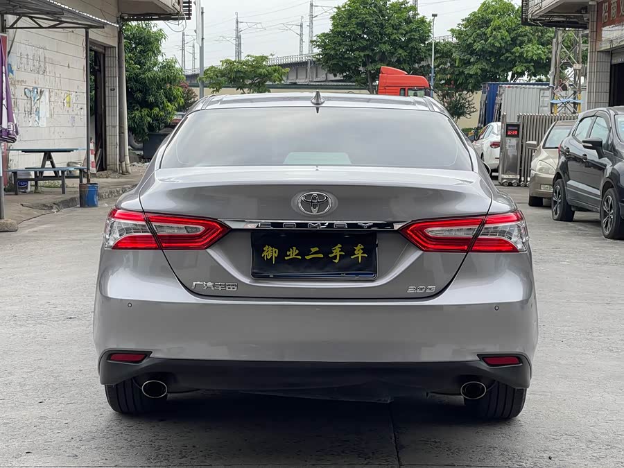 Toyota Camry 2021