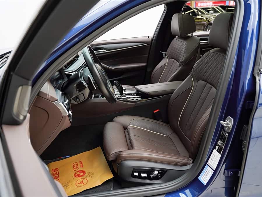 BMW 5 Series 2022