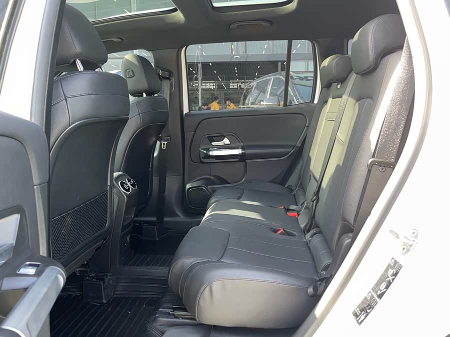Mercedes-Benz GLB 2021