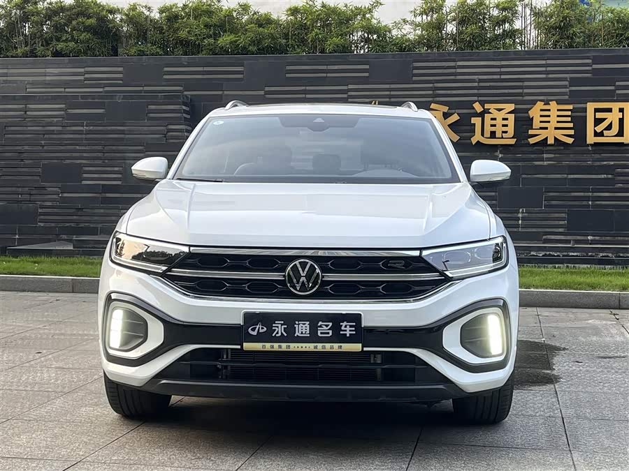 Volkswagen T-Roc 2024