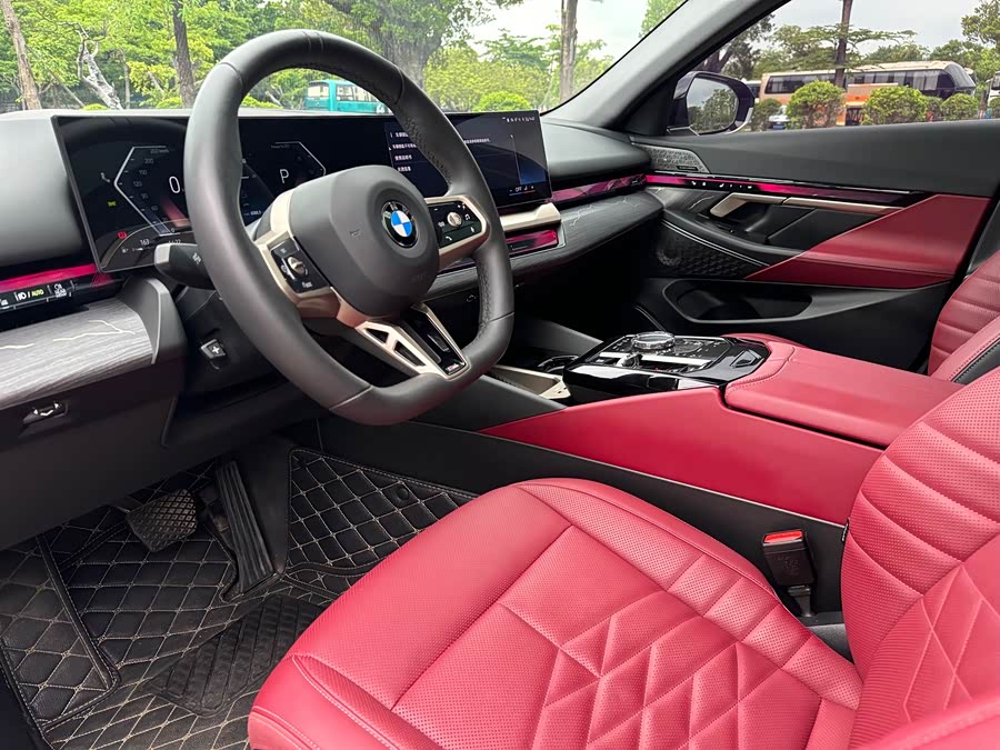 BMW 5 Series 2024