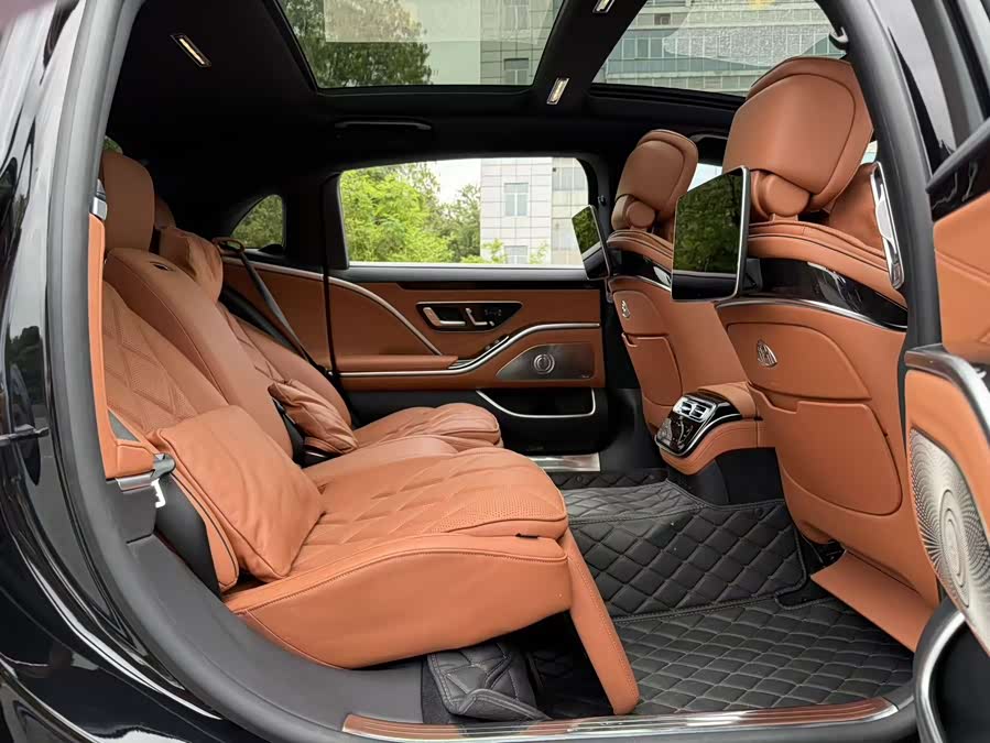 Mercedes-Benz Maybach S-Class 2021 — фото 18