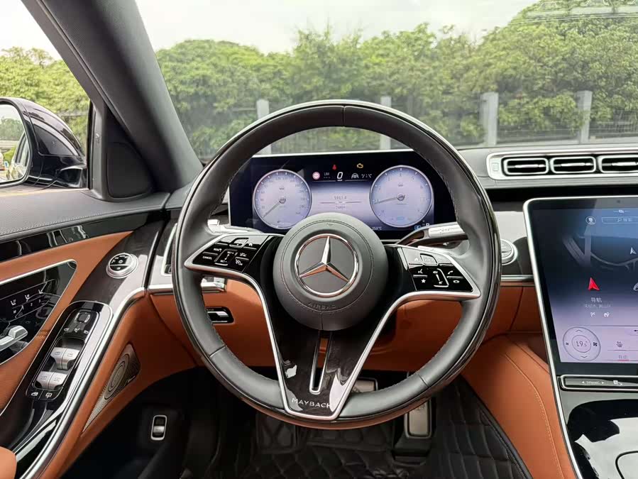 Mercedes-Benz Maybach S-Class 2021 — фото 10