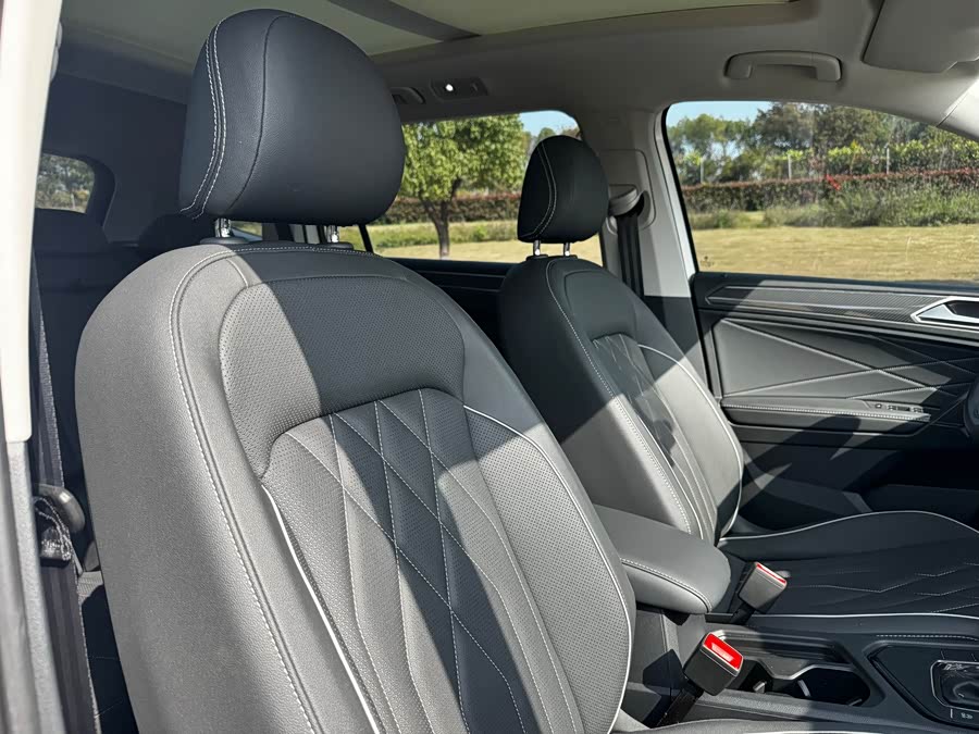 Volkswagen Tiguan L 2022