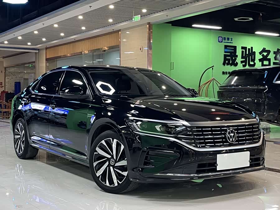 Volkswagen Passat 2023