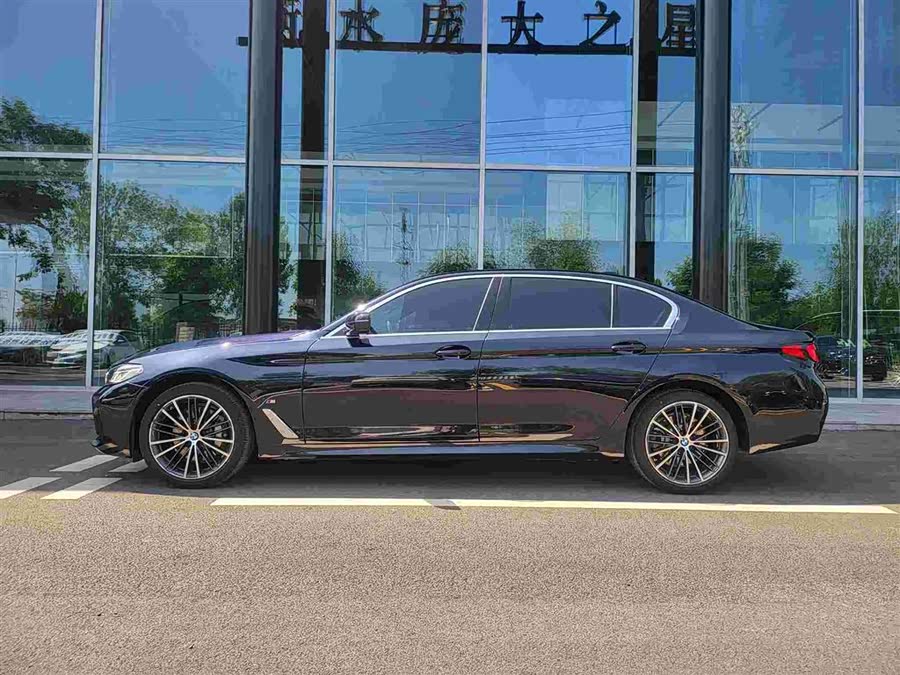 BMW 5 Series 2022