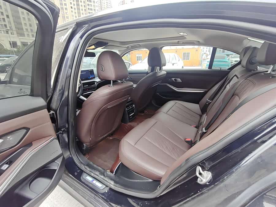 BMW 3 Series 2025