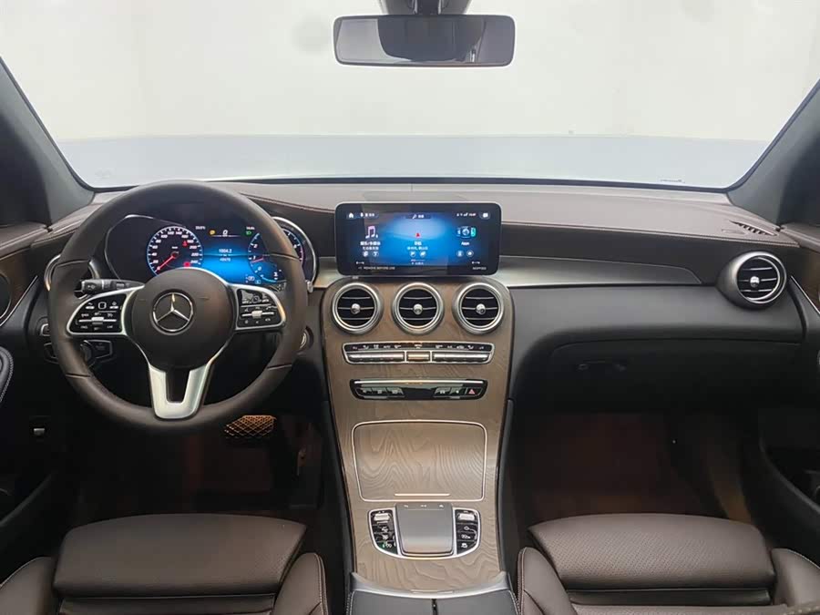 Mercedes-Benz GLC 2022 — фото 13