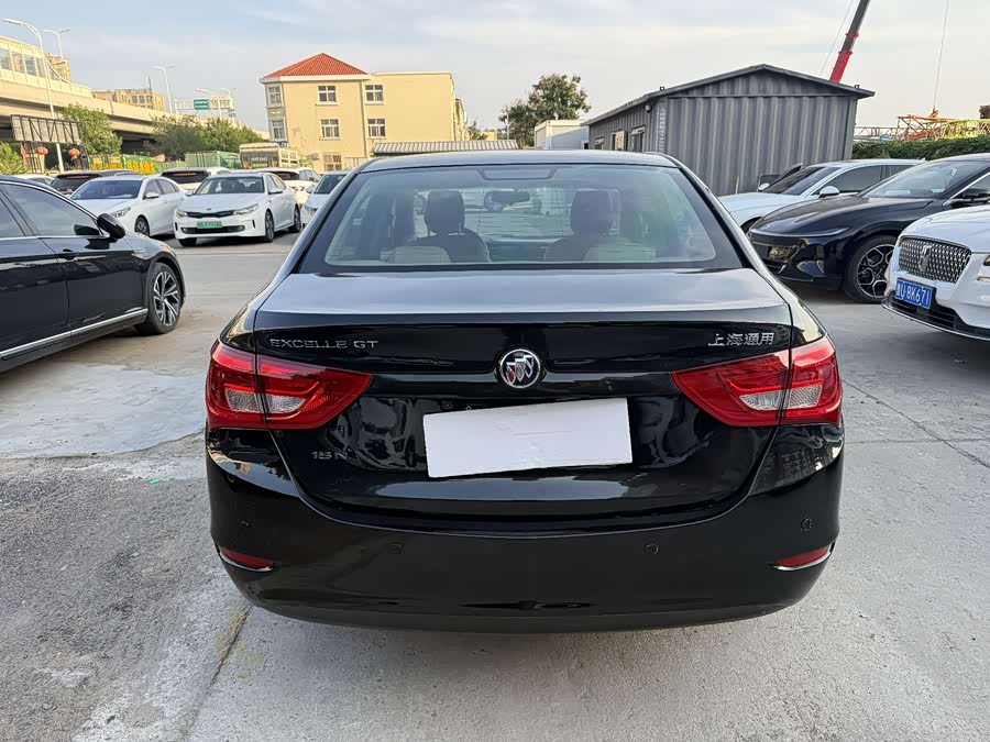 Buick Excelle 2015 — фото 10