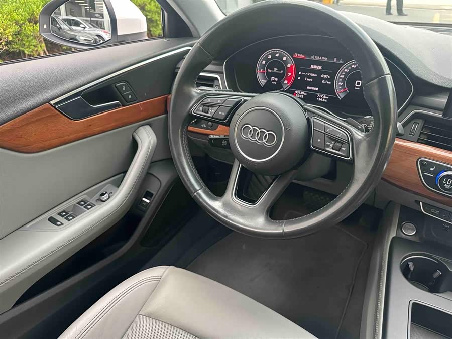 Audi A4L 2020 — фото 12