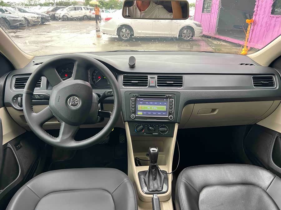 Skoda Rapid 2013