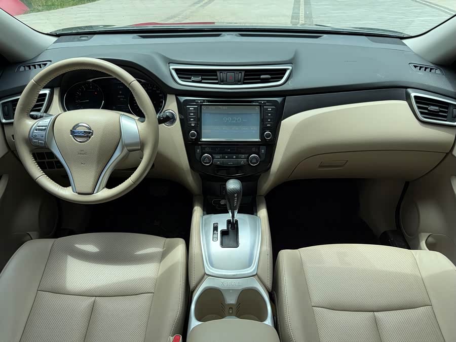 Nissan X-Trail 2015 — фото 9