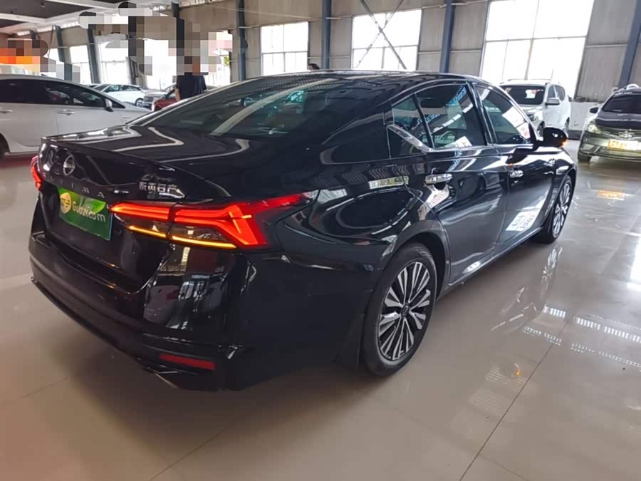 Nissan Teana 2022