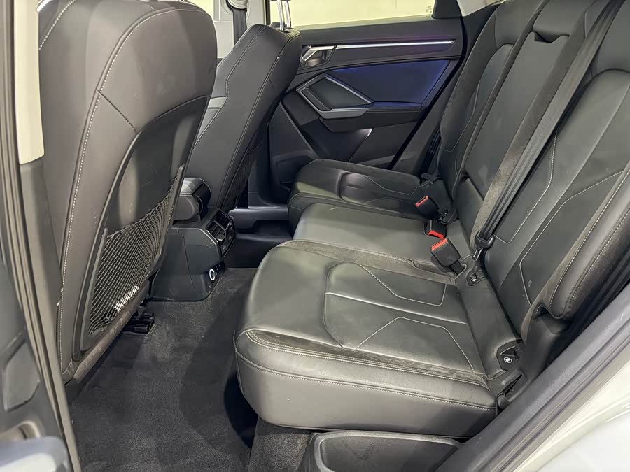 Audi Q3 Sportback 2022 — фото 10