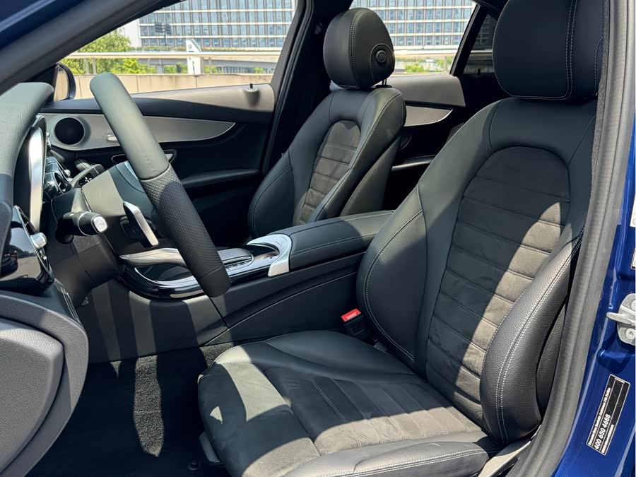 Mercedes-Benz C-Class 2019