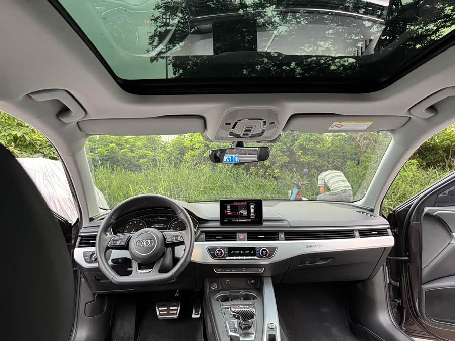 Audi A4L 2019