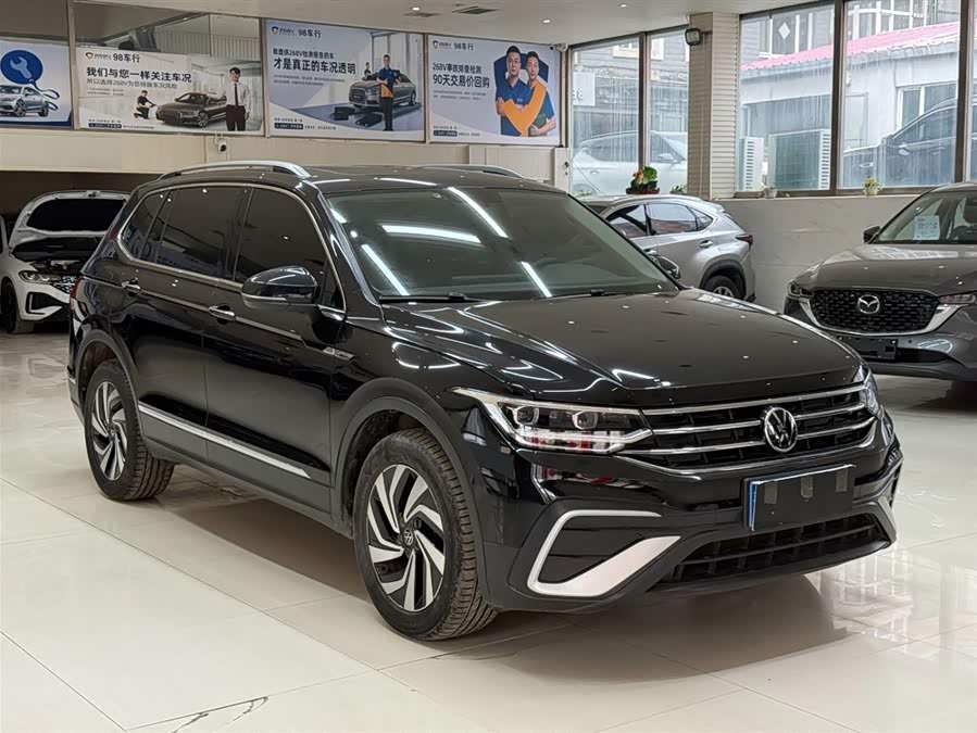 Volkswagen Tiguan L 2023