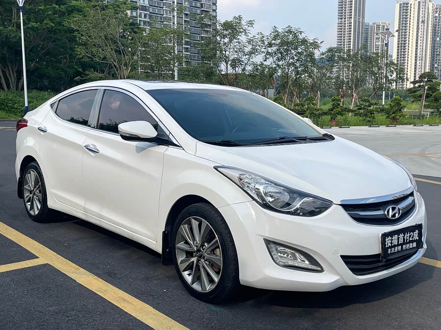 Hyundai Elantra 2015