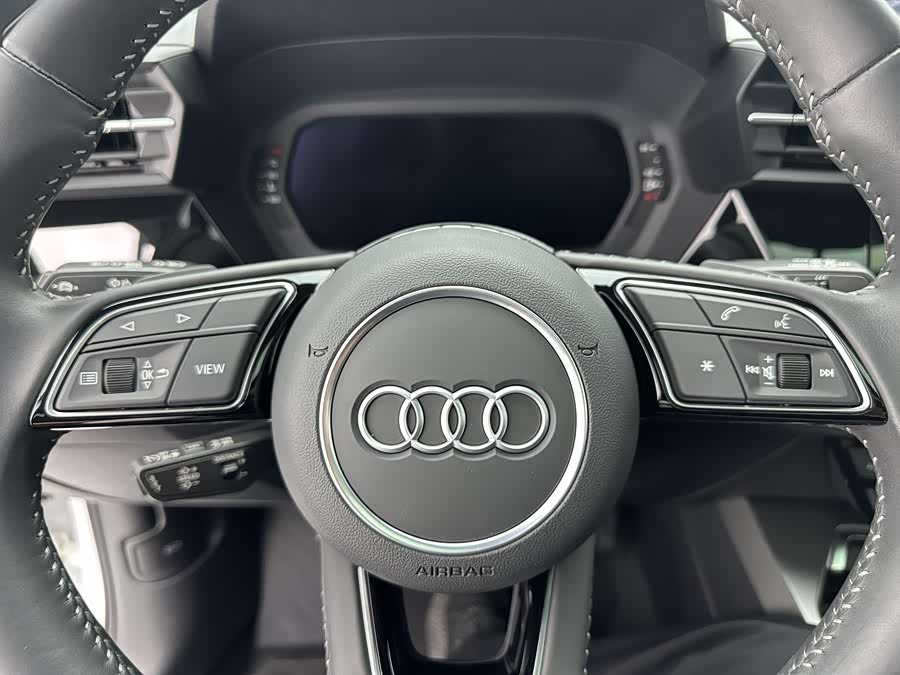 Audi A3 2022 — фото 13