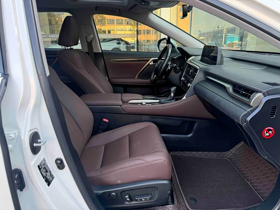 Lexus RX 2020