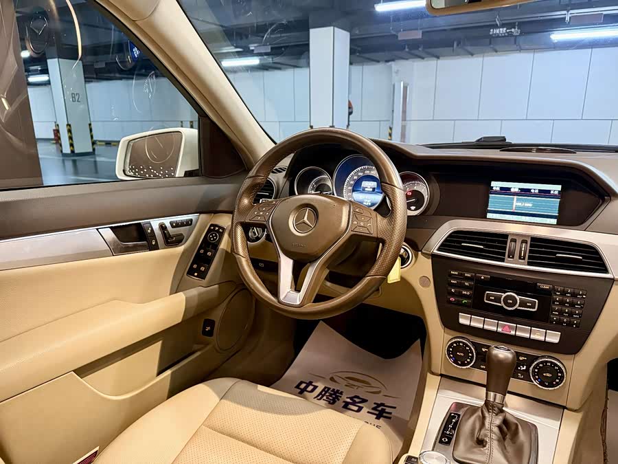 Mercedes-Benz C-Class 2011 — фото 22