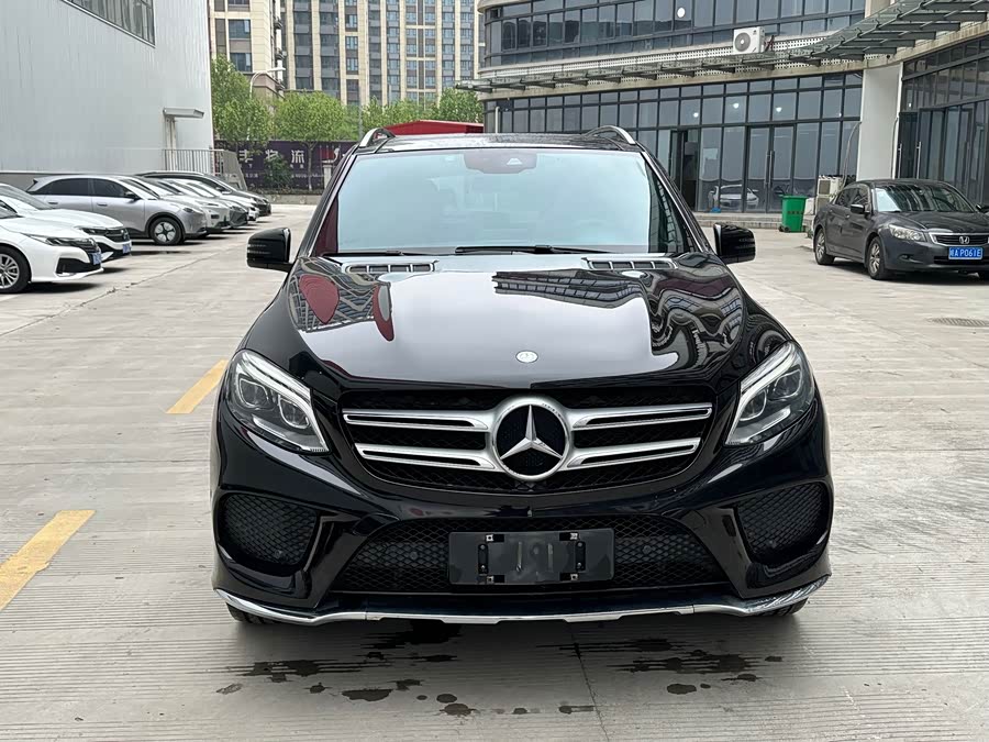 Mercedes-Benz GLE 2015