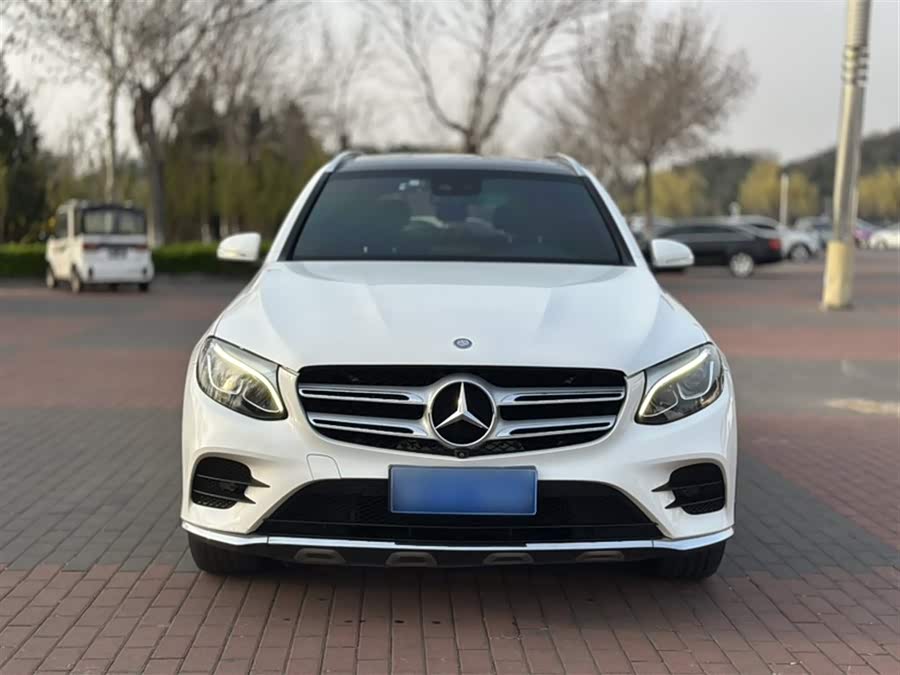 Mercedes-Benz GLC 2017 — фото 16
