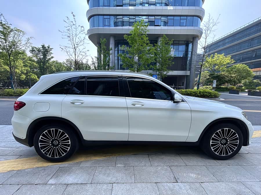 Mercedes-Benz GLC 2019 — фото 8