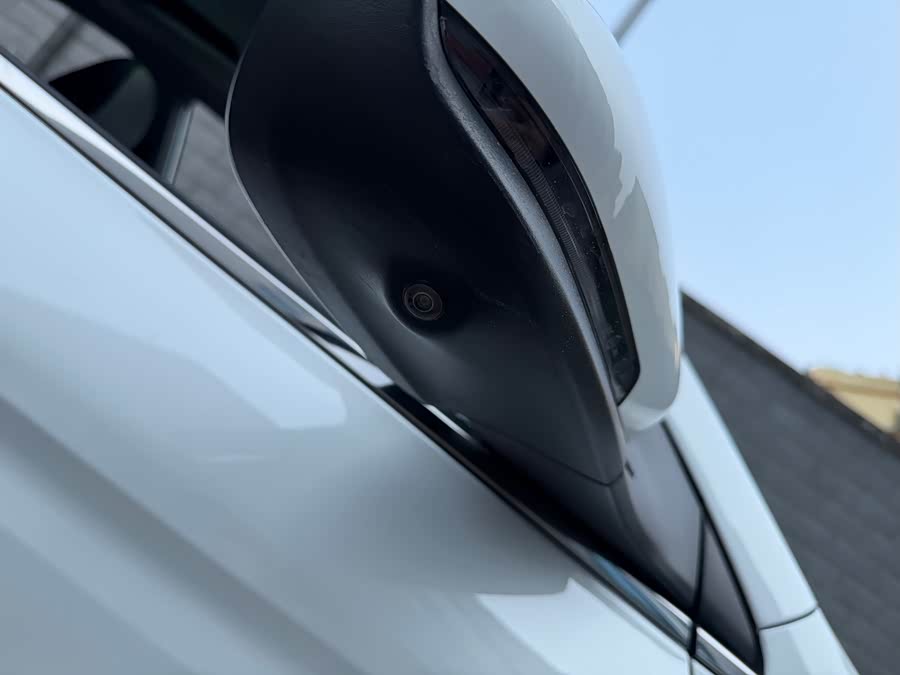 Geely Emgrand L 2022 — фото 20