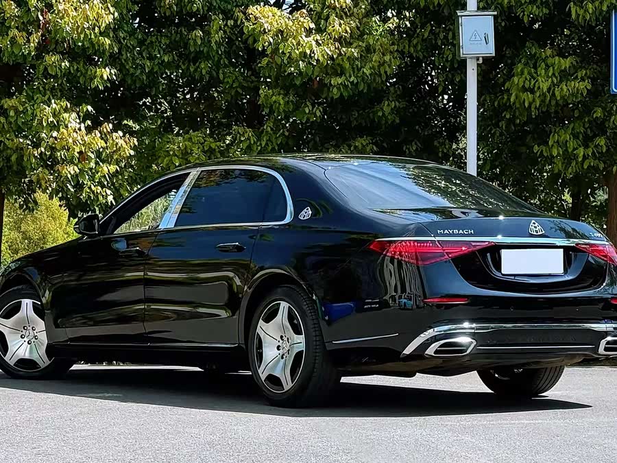 Mercedes-Benz Maybach S-Class 2023