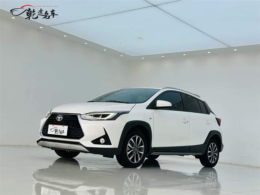 Toyota Yaris L 2022
