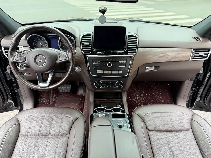 Mercedes-Benz GLE 2016