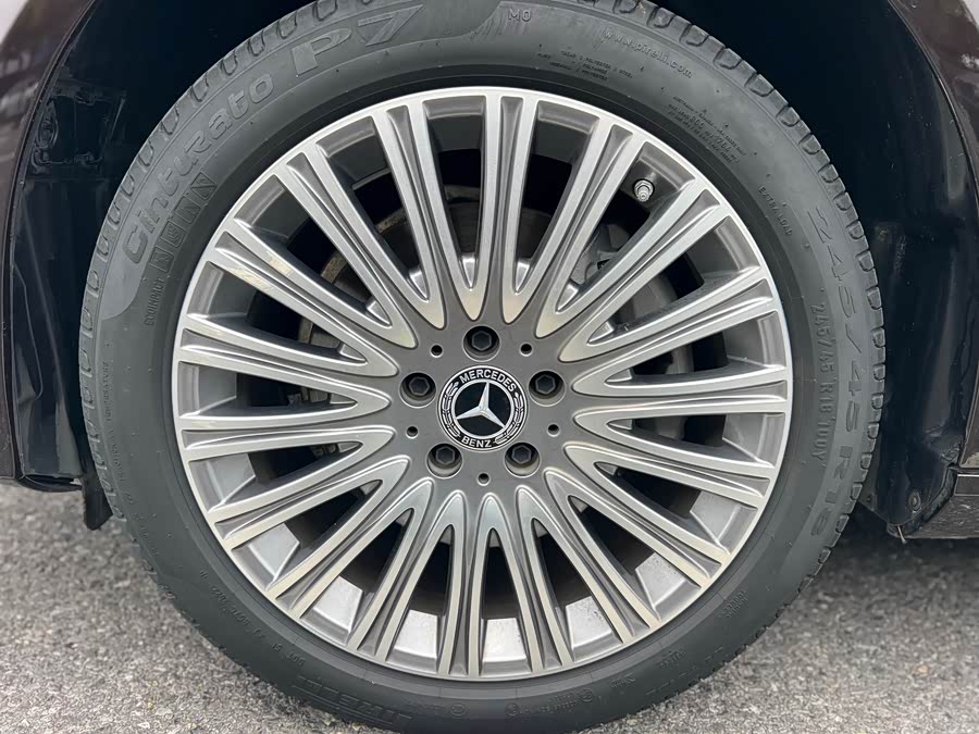 Mercedes-Benz E-Class 2022 — фото 15