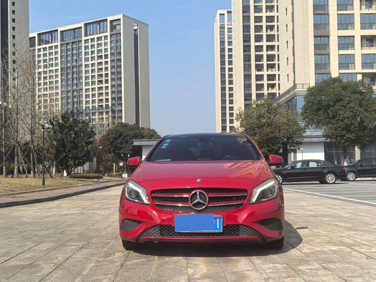 Mercedes-Benz A-Class 2015