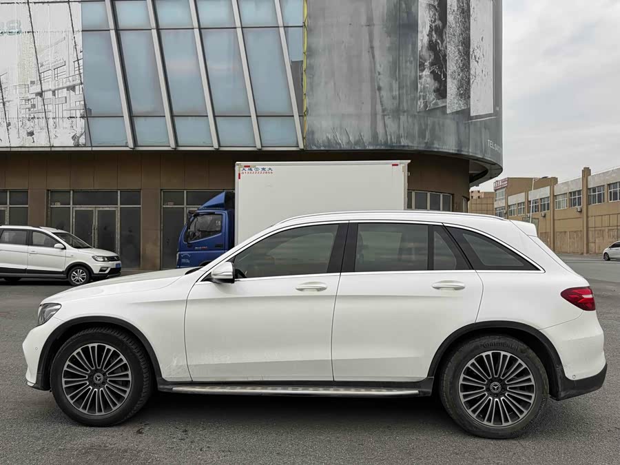 Mercedes-Benz GLC 2018 — фото 9