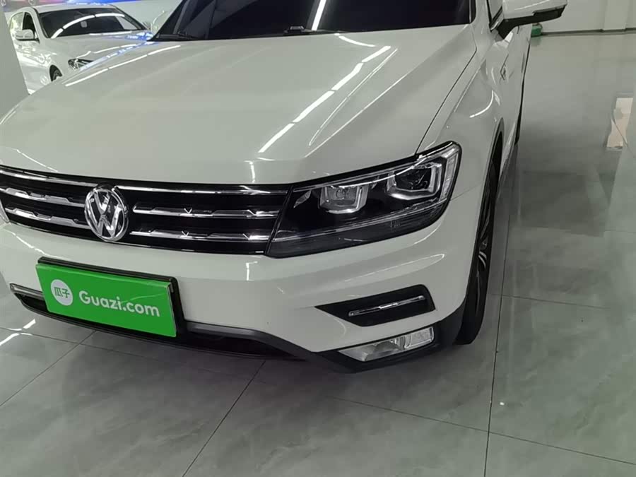 Volkswagen Tiguan L 2019 — фото 24