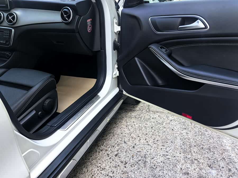 Mercedes-Benz GLA 2016 — фото 14