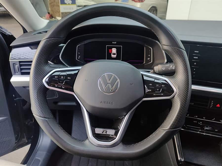 Volkswagen Passat 2023 — фото 15
