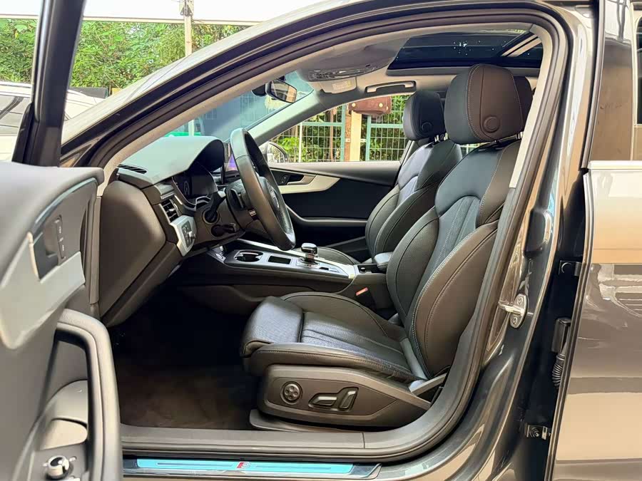 Audi A4L 2020