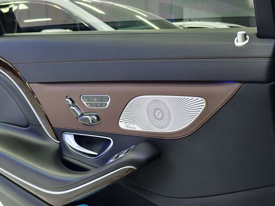 Mercedes-Benz Maybach S-Class 2016 — фото 13