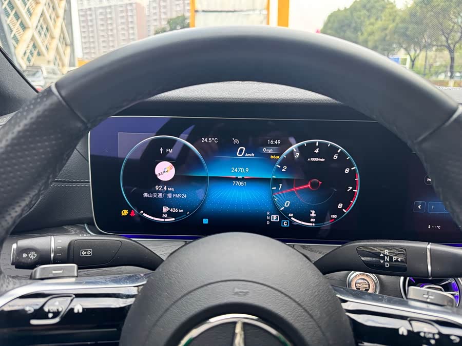 Mercedes-Benz E-Class 2023 — фото 8