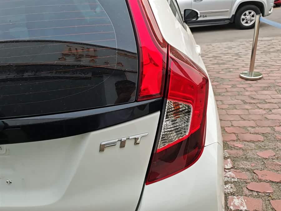 Honda Fit 2018 — фото 8