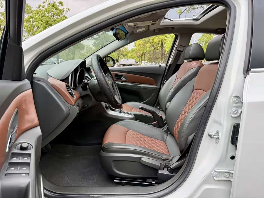 Chevrolet Cruze 2013