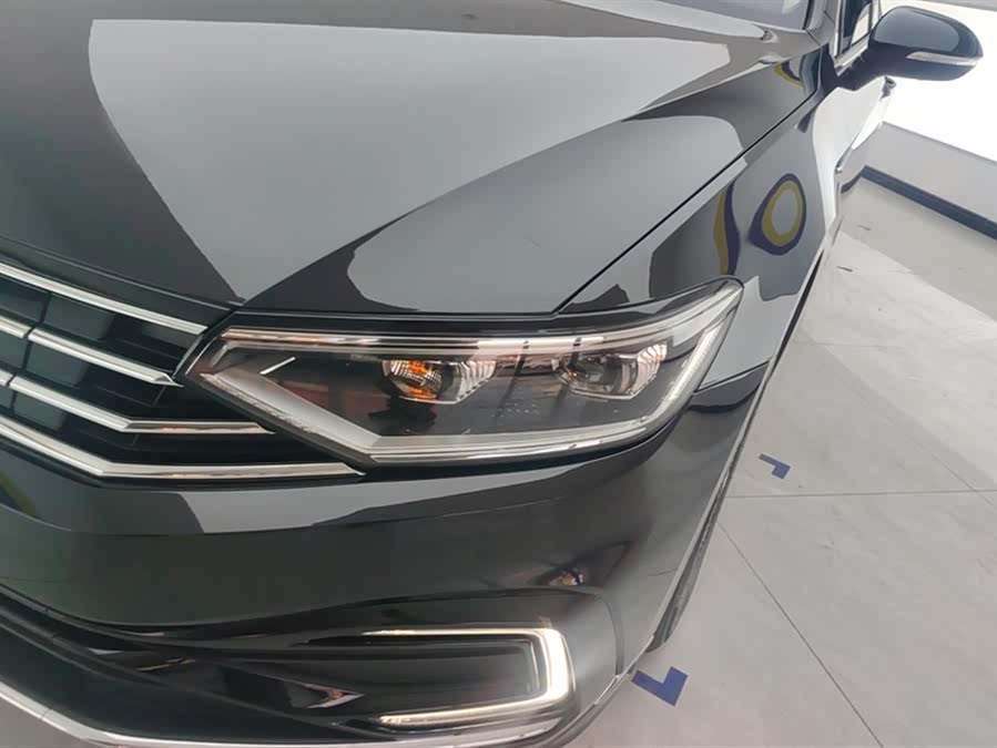 Volkswagen Magotan PHEV 2022