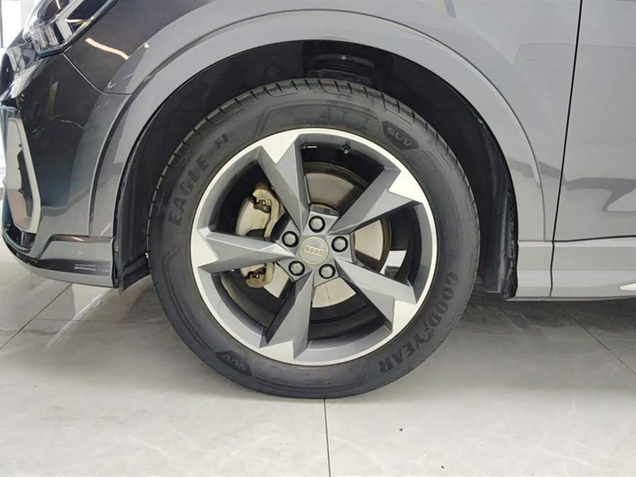 Audi Q3 2019