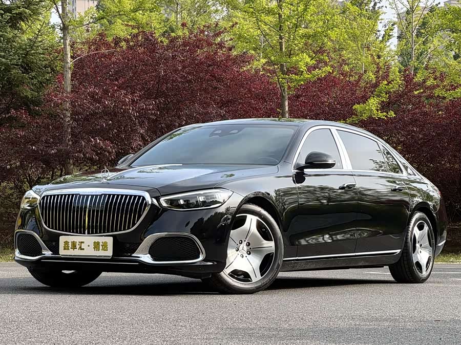 Mercedes-Benz Maybach S-Class 2025
