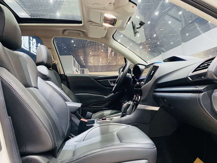 Subaru Forester 2020 — фото 12