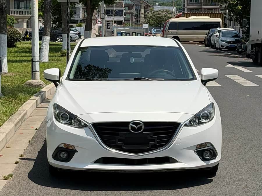 Mazda 3 Angkesela 2016