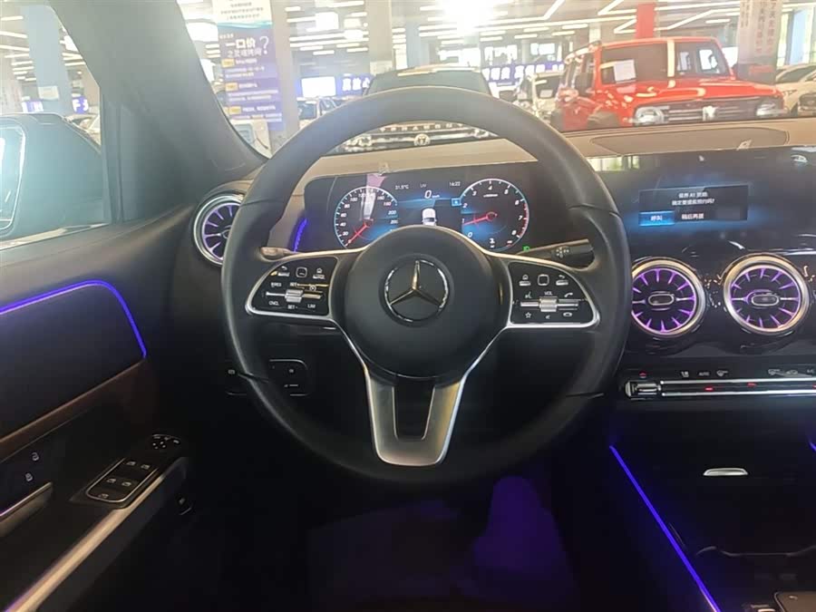 Mercedes-Benz GLB 2022 — фото 11