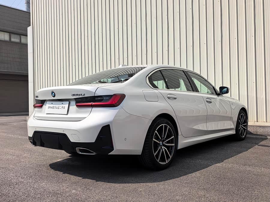 BMW 3 Series 2025 — фото 11